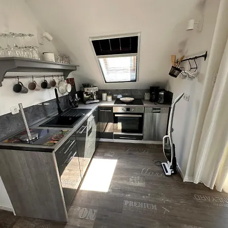 דירה Dachgeschosswohnung Im Huus An't Koornfeld