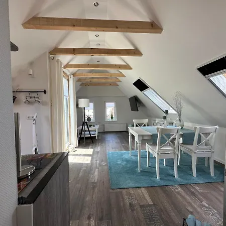 Dachgeschosswohnung Im Huus An't Koornfeld * Osteel