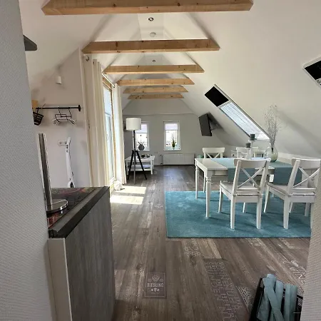 Dachgeschosswohnung Im Huus An't Koornfeld