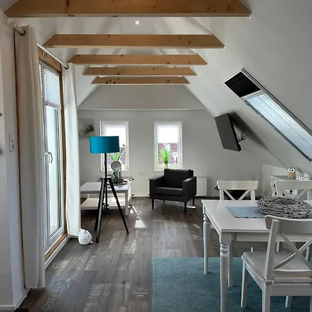 Dachgeschosswohnung Im Huus An't Koornfeld *