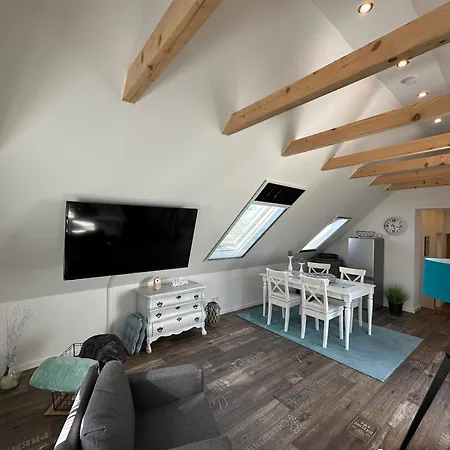 Dachgeschosswohnung Im Huus An't Koornfeld Osteel