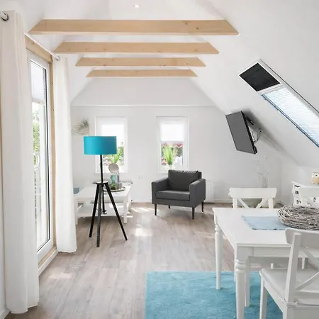 Dachgeschosswohnung Im Huus An't Koornfeld Apartment *